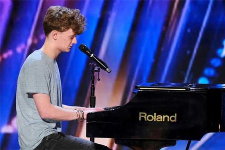 'You Are A Star': NY 20-Year-Old Kieran Rhodes Wows Judges On 'America's Got Talent'