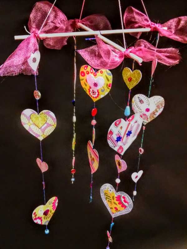 Kids Invited To Make Mobiles At Monroe Library