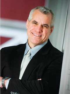 Managing Director At Westport Country Playhouse To Step Down