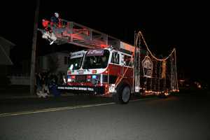 Floats, Lighted Vehicle May Enter Wallington Holiday Parade