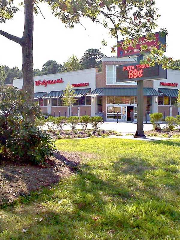 Walgreens, Rite Aid $17.B Deal Merges Two Pharmacy Giants