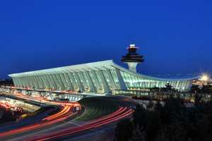 Frontier Flight Deplaned At Dulles Airport For Emergency Security Search (DEVELOPING)