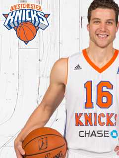 Westchester Knick Jimmer Fredette Signs With NBA's Knicks