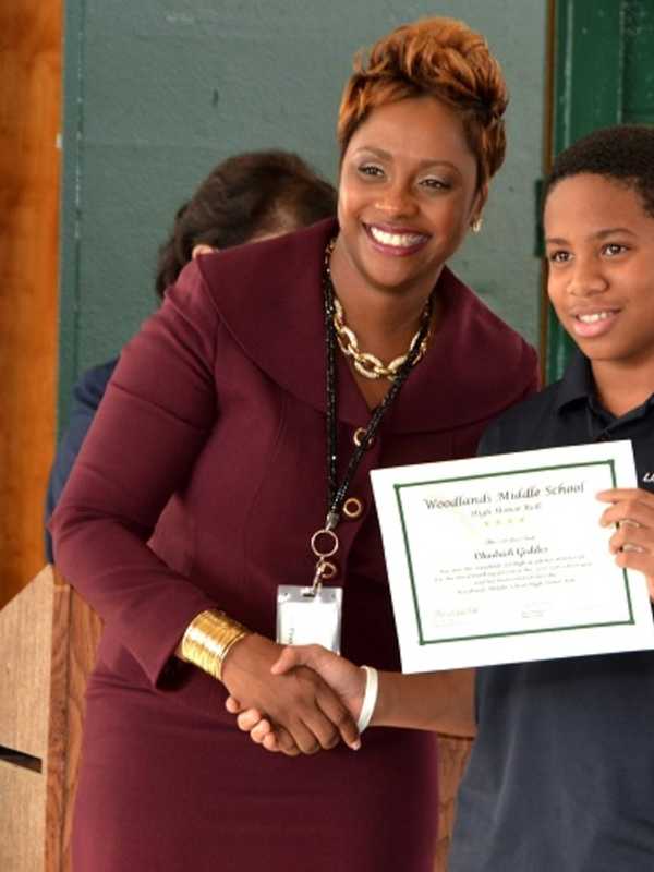 Woodlands Middle School Celebrates Students At Honor Roll Breakfast 