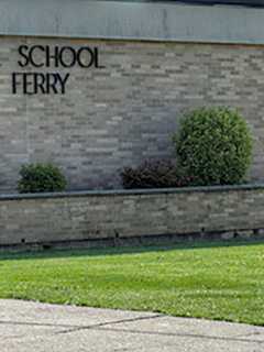 Little Ferry Middle School Organizes 'Family Science Night'
