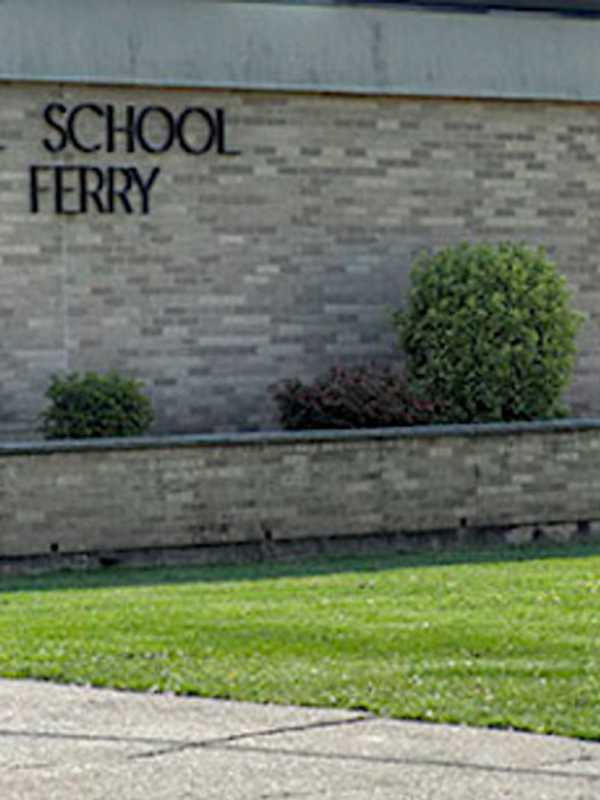 Little Ferry Middle School Organizes 'Family Science Night'