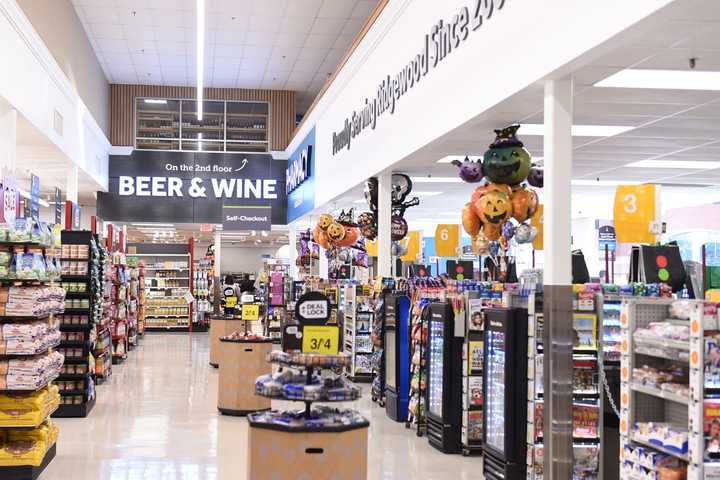 Stop & Shop Unveils Remodeled Bergen County Store