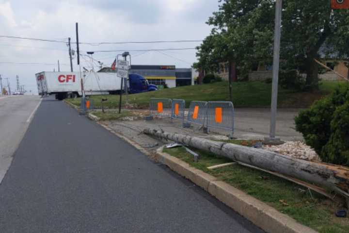 ZAP! Live Wires Fall On Tractor-Trailer Closing Manheim Pike In Lancaster County