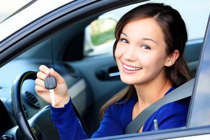 AAA Report Says Most Drivers Regularly Make Bad Choices Behind Wheel