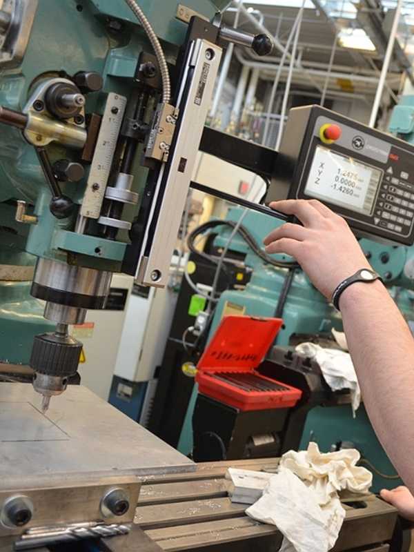 Danbury’s Henry Abbott Tech Offers Manufacturing Info Sessions