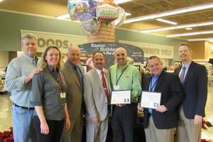 Saddle Brook Grocer Helps Fill Food Pantry