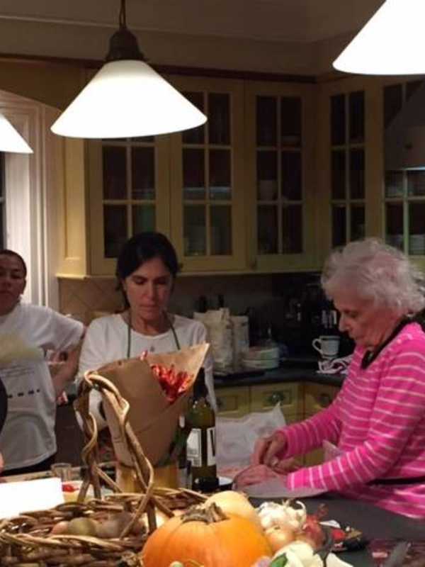 Explore the iWorld with Scarsdale Adult School