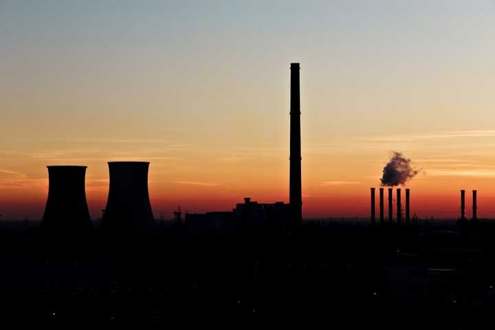 COVID-19: Lockdowns Reduced Pollution, Raised Global Temperature, New Research Reveals