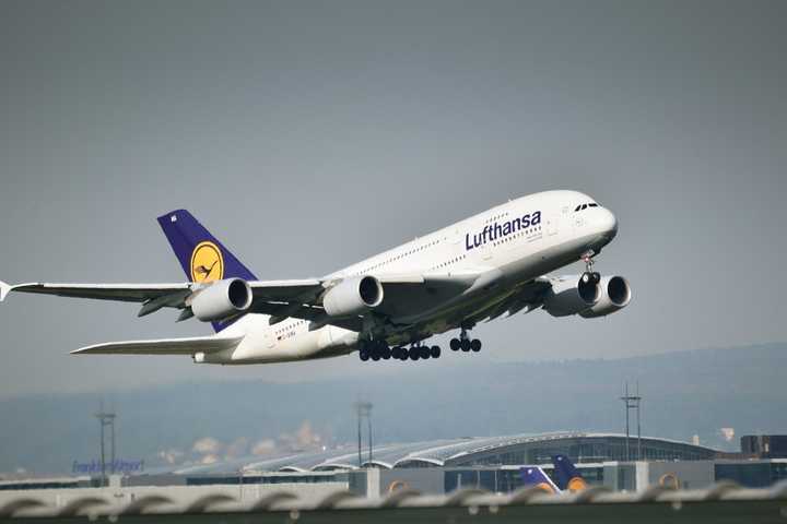 Lufthansa Flight From Newark Makes Emergency Landing In Boston: Report