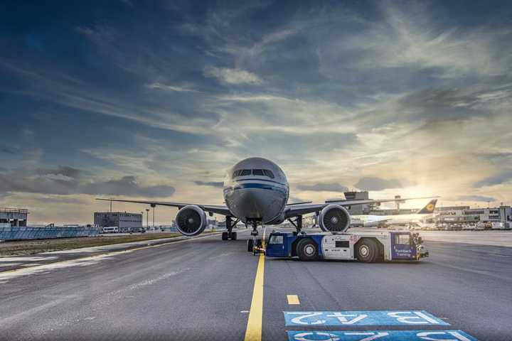 Two CT Women Charged For Allegedly Yelling, Cursing At Children On Airplane