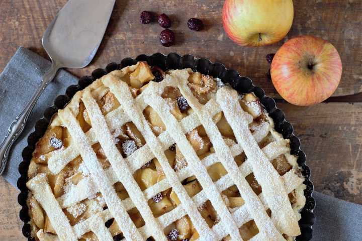 Popular Area Pie Shop's New Location Praised For 'Amazing Selection'