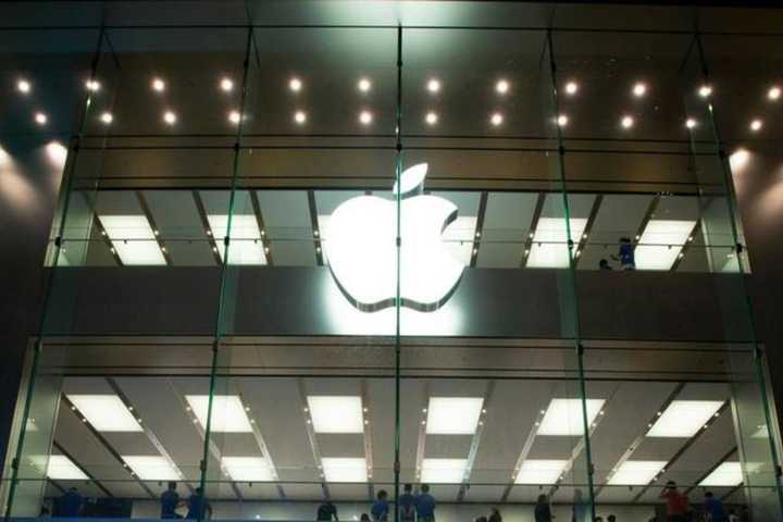 Apple Replacing MacBook Charging Cables For Free