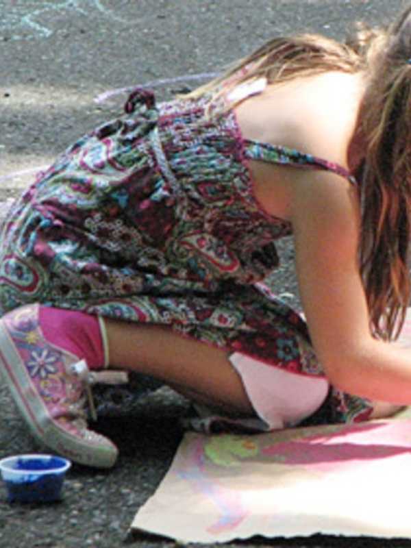 New Canaan's Silvermine School Of Art Throws Halloween Party For Kids