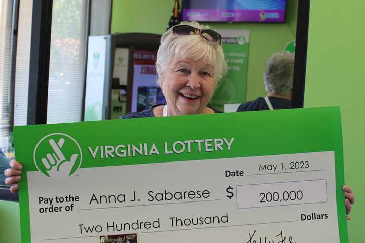 VA Woman Thought She'd Win Luke Combs Concert Ticket — It Was $200K In Cash