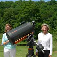 Gaze At The Stars With The Ridgefield Discovery Center At New Pond Farm