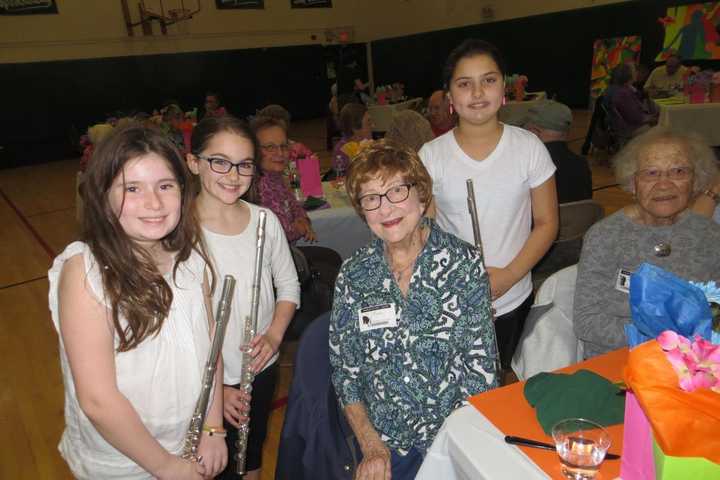 Kids And Senior Lunch At C.V. Starr Elementary