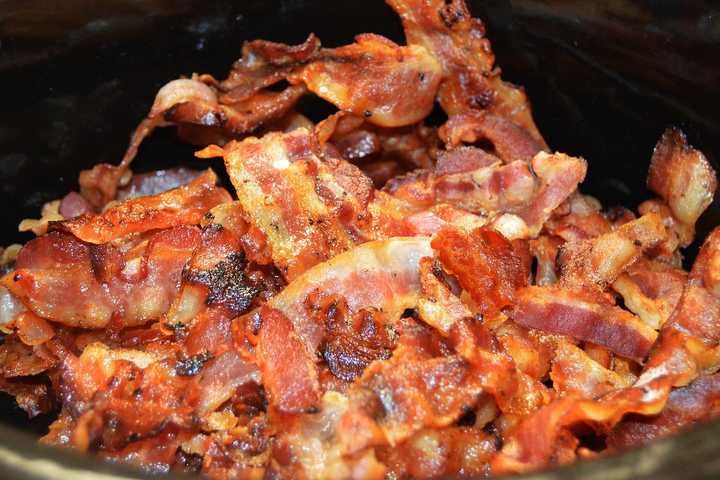 Recall Issued For 185K Pounds Of Bacon Product That May Contain Metal