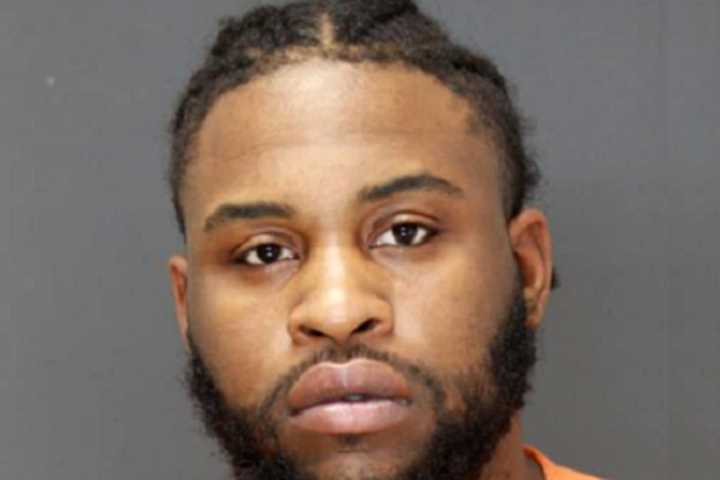 NJ Ex-Con Caught With Loaded Gun After Girlfriend Maces Him, Police Say