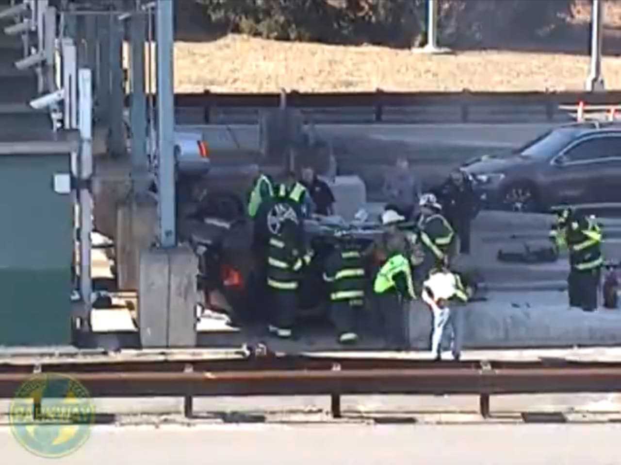 Car Crashes Into Toll Booth On Garden State Parkway In Barnegat Ocean