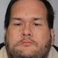 Authorities: Parole Officers Nab Lyndhurst Child Sex Offender With Knife