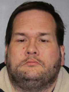Authorities: Parole Officers Nab Lyndhurst Child Sex Offender With Knife