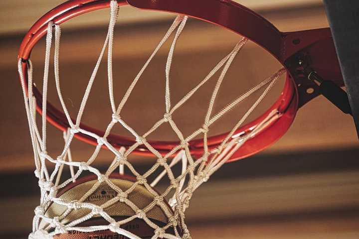 High School Hoopster Punched Referee In Face During Game Against Cohasset: Police