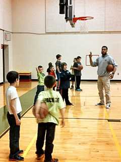 Garfield Boys And Girls Club Holds Free B-Ball Clinics
