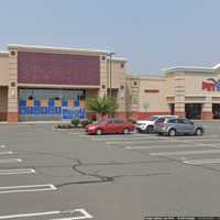 <p>The former Bed Bath &amp; Beyond store in Manalapan Township, NJ.</p>