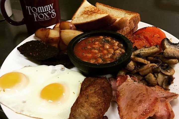 Dine At Tommy Fox's To Support Bergenfield Museum