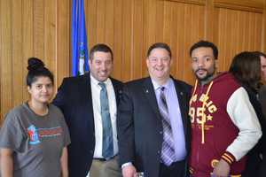Newtown's Bolinsky Participates In Autism Awareness Day At State Capitol