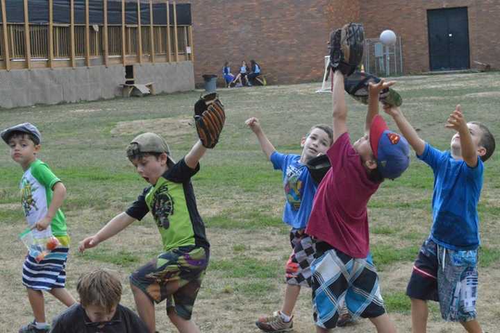Teaneck Camp Shalom Has Summer Openings For Staff