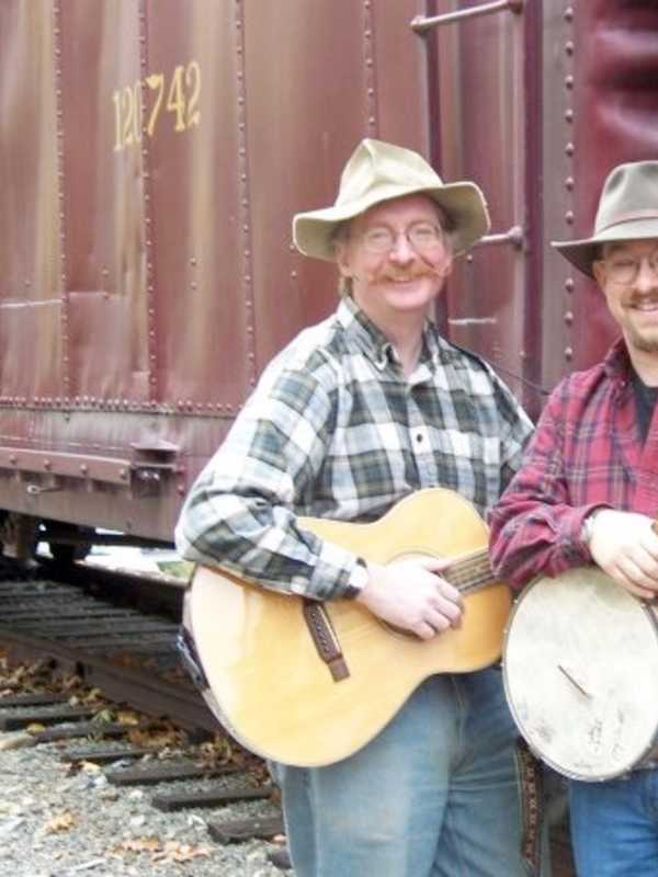 Danbury Church Hosts Folk Duo Boys In Hats