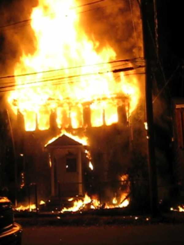 2 Firefighters Injured Battling Blaze At Bridgeport House