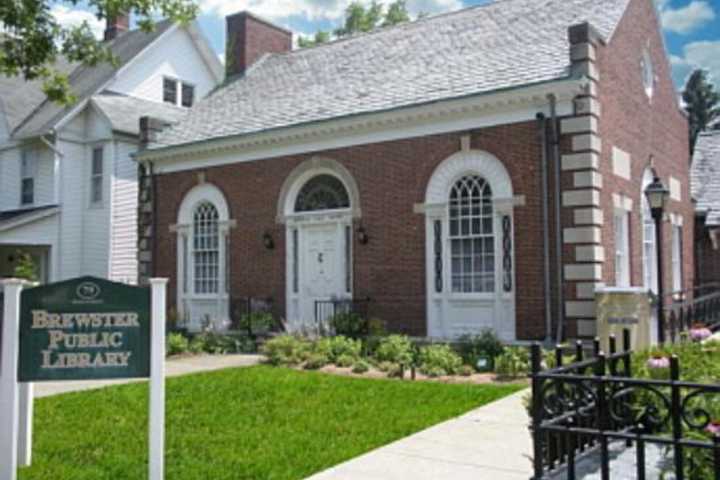 Brewster Library Educates On How To Deter Deer