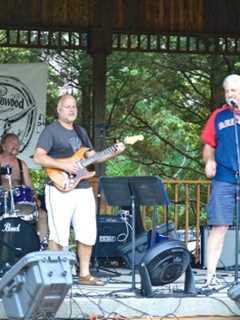 Brookfield Music Fest To Honor Local Firefighers