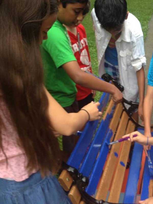 Ardsley Schools Join Peaceful Playground, Buddy Bench Initiatives