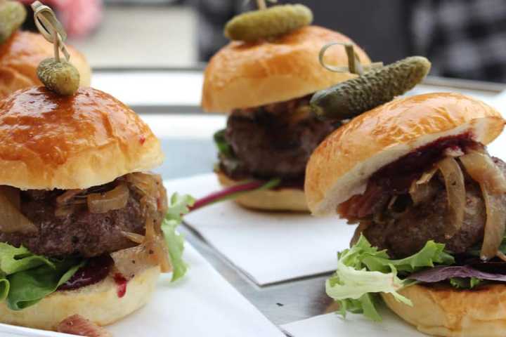 These Hudson Valley Eateries Rank High For Best Burgers In Upstate NY