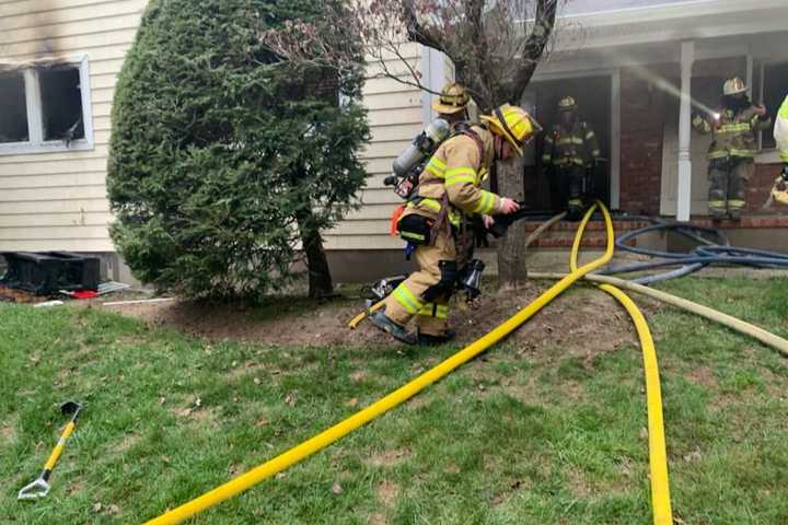 Firefighters Douse Mahwah Basement Blaze Near Rockland Border