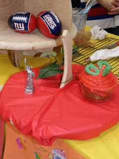 Mahopac Schools To Do Battle At Cupcake Wars