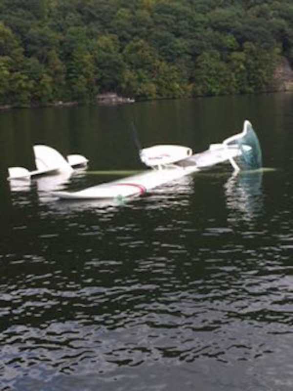 'Gouge' Found In Seaplane That Sank In Candlewood Lake After Rough Landing
