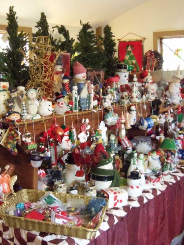 Buy Gifts, Wreaths, Ornaments And More At Monroe Society's Christmas Fair