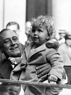 Hyde Park's FDR Library Commemorates Anniversary Of 'Four Freedoms' Speech