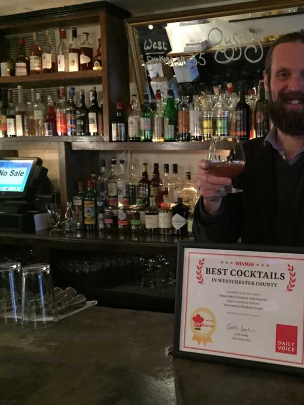 Harper's In Dobbs Ferry Receives DVlicious 'Best Cocktail' Award