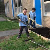 <p>Members of Cub Scout Pack 88 did a little spring cleaning for Earth Day 2017.</p>