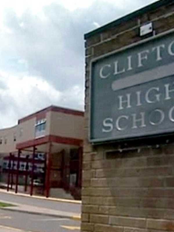 Clifton High School Organizes Open House